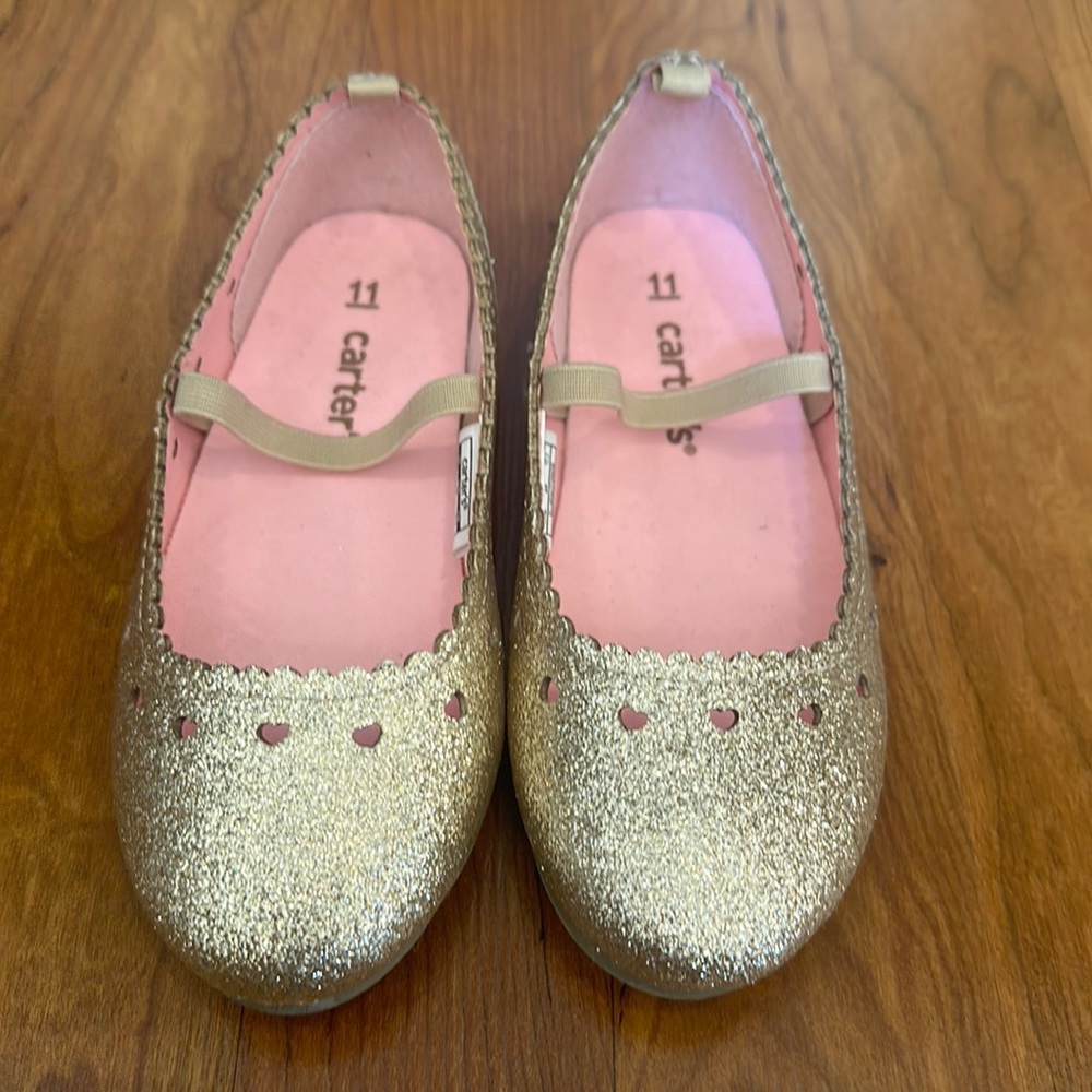 Adorable Toddler girls carters flats size 11.